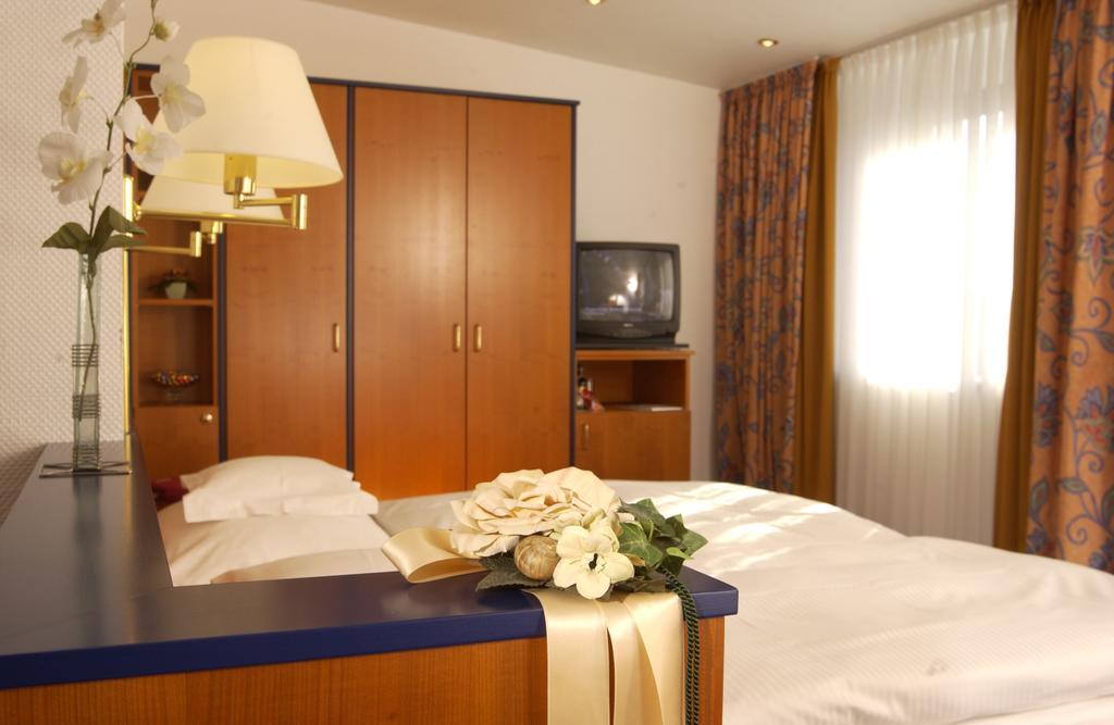 Hotel Spiegel Köln Kültér fotó