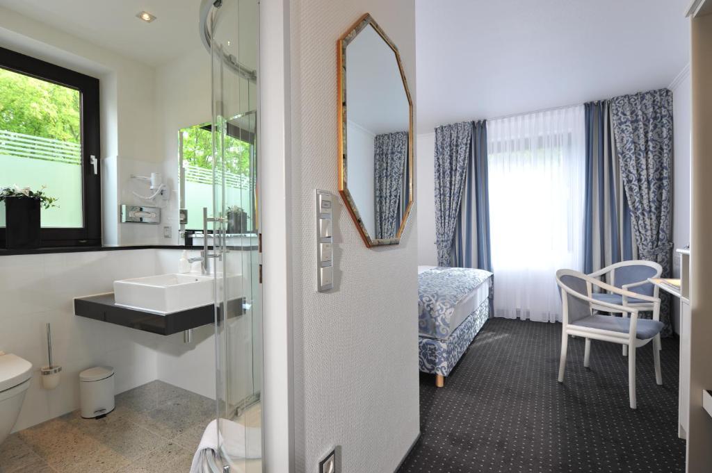 Hotel Spiegel Köln Szoba fotó